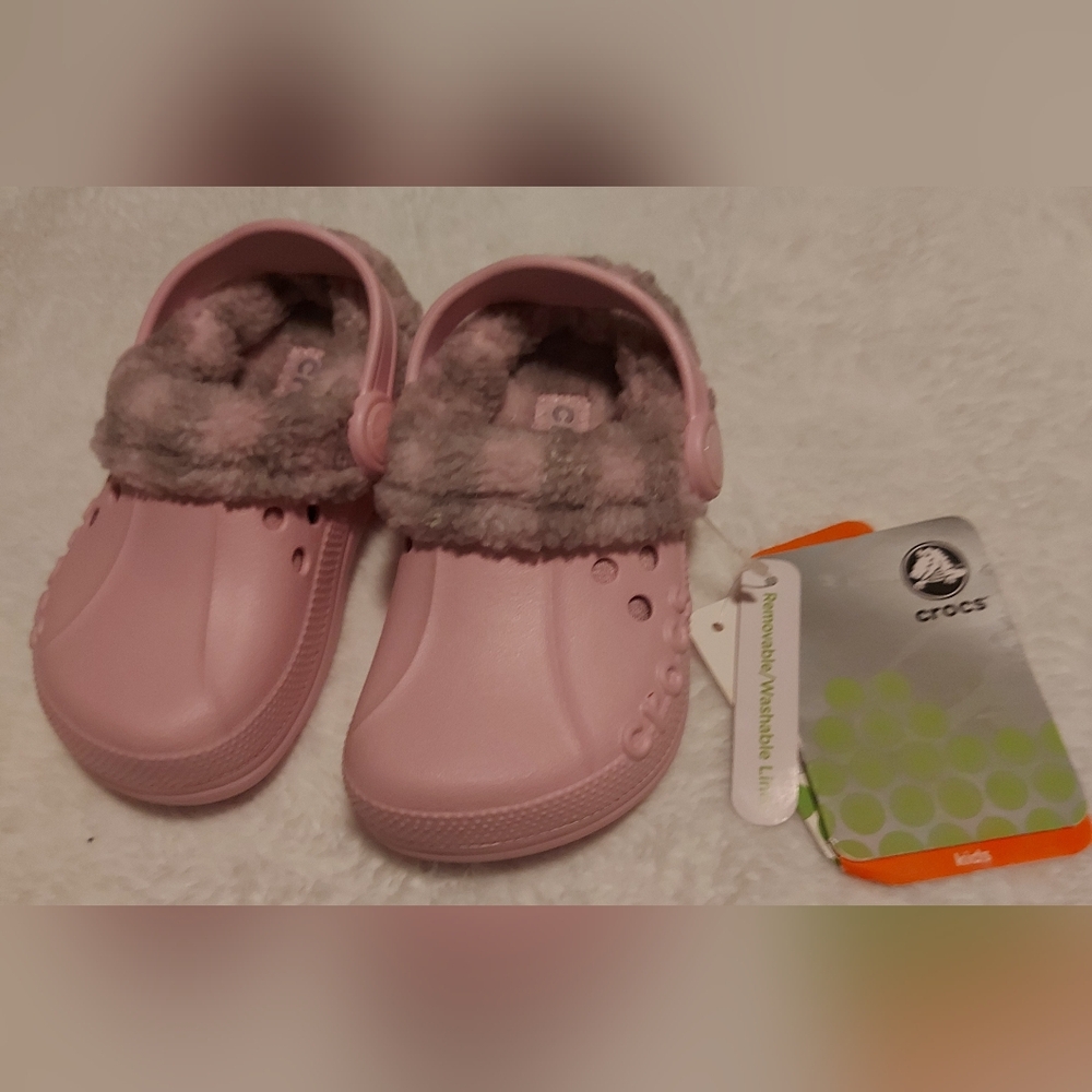 **3 Listings $40**                    Crocs size 6/7 toddlers